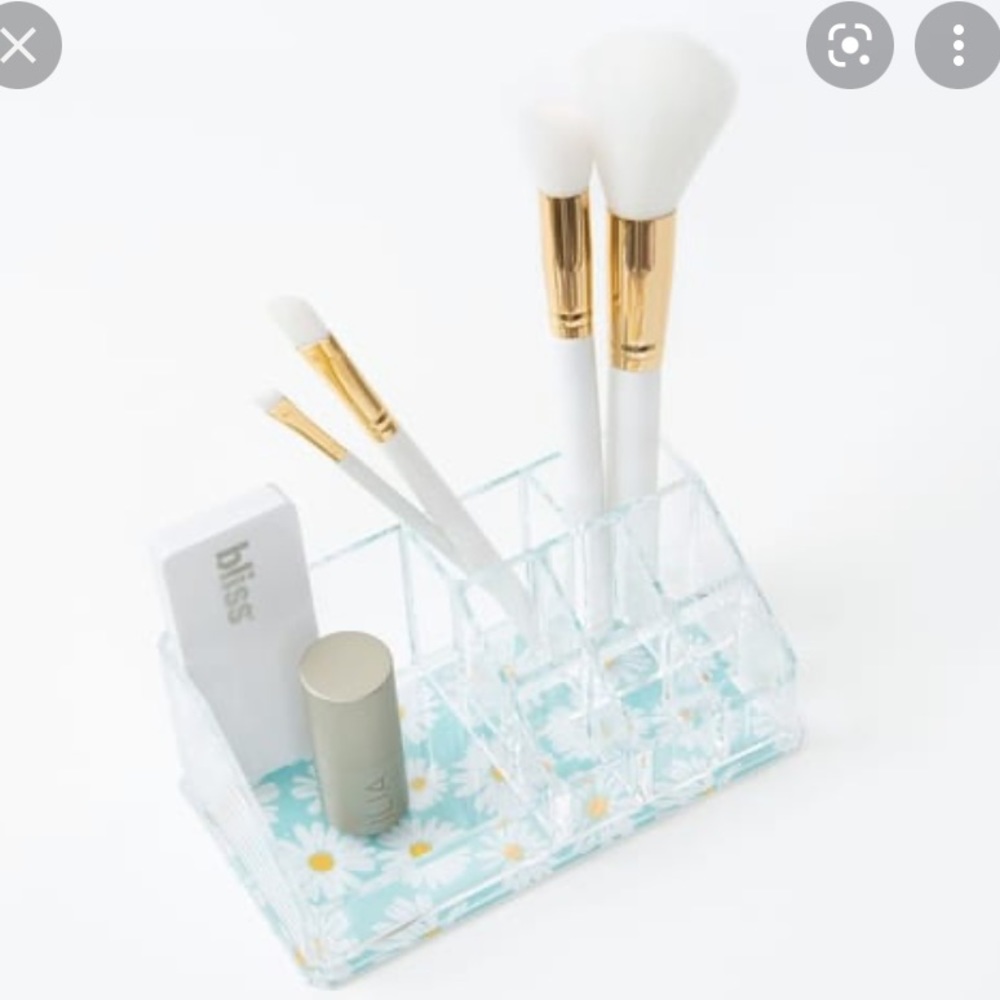 NIB Makeup Organizer